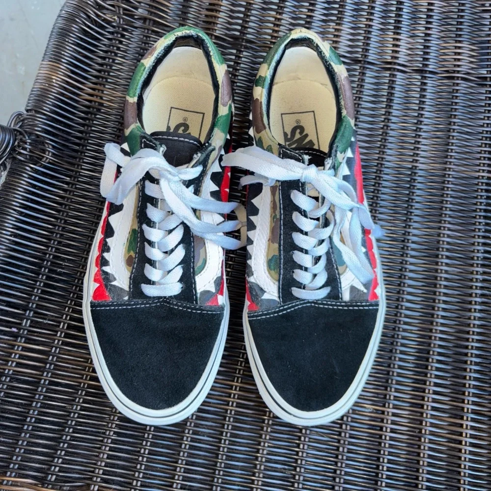 VANS X BAPE Custom Camo Old Skool Shoe/Sneakers 7 men’s or 5.5 women’s - Picture 6 of 9